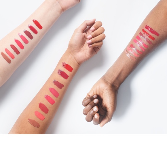 👄Marykay Poetic Pink Hydrating Lipstick - Picture 7 of 8